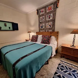 Hostal Yellow House, Antigua