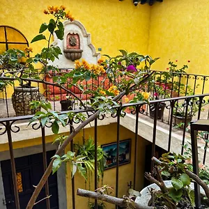 אכסניה Maison Bougainvillea, אנטיגואה גואטמלה