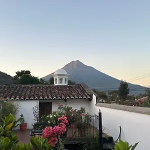 Casa Elena Couette-café
